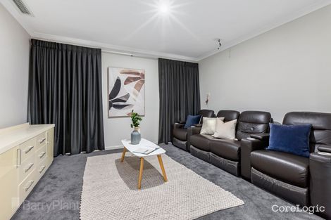 Property photo of 13 Maiden Crescent Point Cook VIC 3030
