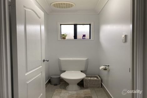 Property photo of 31 Michelle Crescent Bucasia QLD 4750