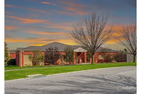 81 Earlsfield Dr, Berwick, VIC 3806
