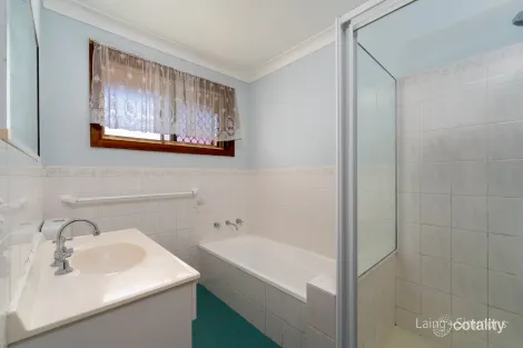 Property photo of 17 Ishbell Drive Armidale NSW 2350