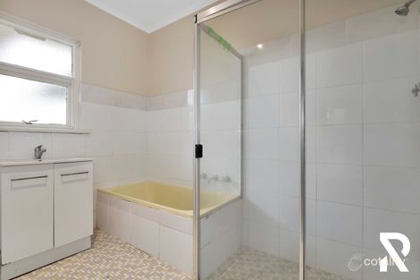 Property photo of 15 Carolan Crescent Valley View SA 5093
