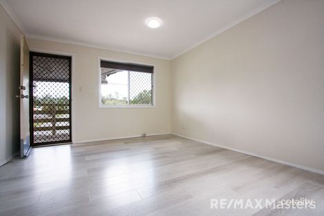 Property photo of 30 Rinto Drive Eagleby QLD 4207
