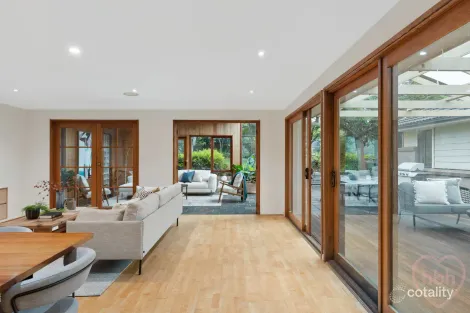 Property photo of 43 Throssell Street Curtin ACT 2605