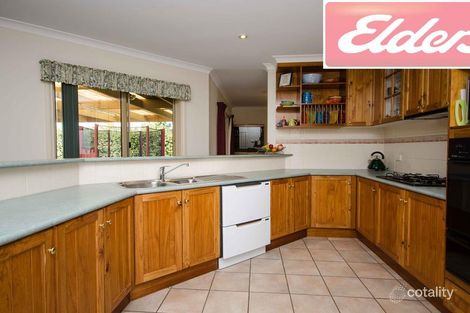 Property photo of 12 Avondale Drive Wodonga VIC 3690