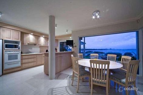 15 Stoneham Rd, Attadale, WA 6156