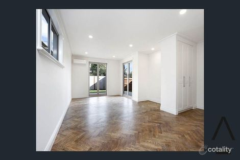 Property photo of 1/91 Warrigal Road Surrey Hills VIC 3127