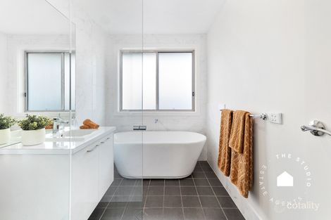 Property photo of 40 Faulconbridge Street The Ponds NSW 2769