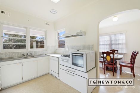 Property photo of 231 Jasper Road Bentleigh VIC 3204