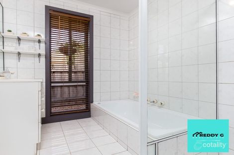 Property photo of 13 Majella Court Hoppers Crossing VIC 3029