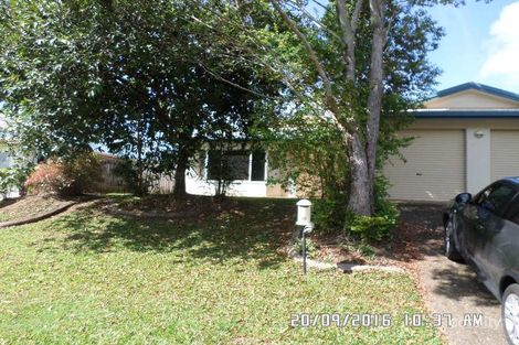 19 Village Tce, Redlynch, QLD 4870