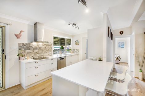 Property photo of 25 Mulloway Road Chain Valley Bay NSW 2259