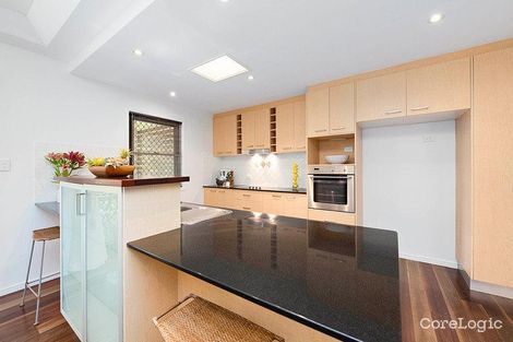Property photo of 16 Oxford Terrace Taringa QLD 4068