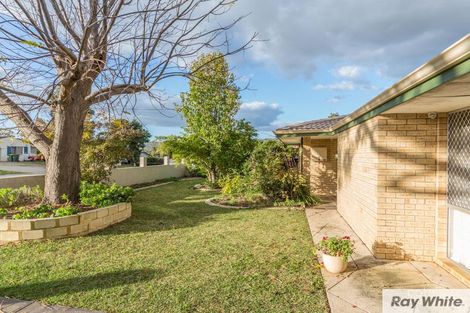 Property photo of 6 Banksia Road Camillo WA 6111