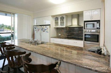 Property photo of 3 Sumner Place Carindale QLD 4152