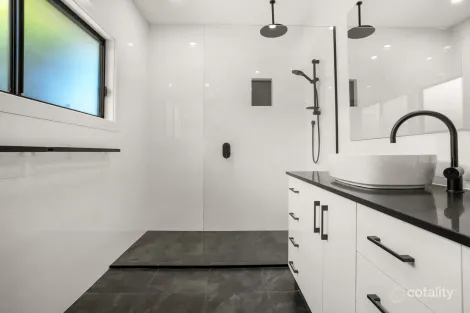 Property photo of 1/28 Blackwood Crescent Bangalow NSW 2479