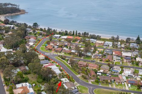 Property photo of 27 Timbara Crescent Surfside NSW 2536