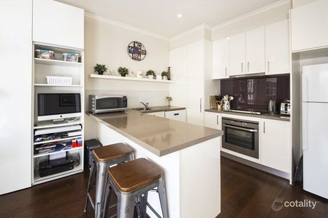 Property photo of 4/17 Small Street Hampton VIC 3188