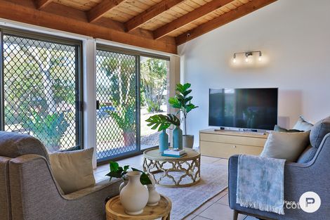 Property photo of 2 Hythe Street Mansfield QLD 4122