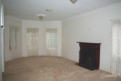 Property photo of 24 Downshire Road Elsternwick VIC 3185