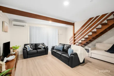 Property photo of 18/18 Magellan Road Springwood QLD 4127