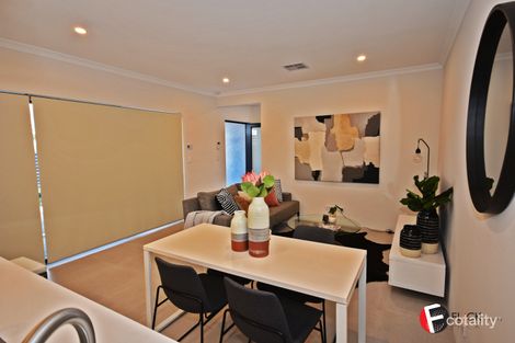 Property photo of 5 Plane Court Beldon WA 6027