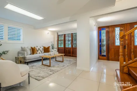 Property photo of 2 Ronver Street The Gap QLD 4061