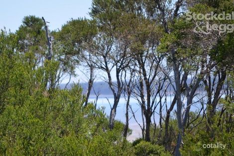 Property photo of 15 Beach Boulevard Pioneer Bay VIC 3984