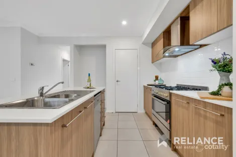 Property photo of 61 Hallinan Street Tarneit VIC 3029