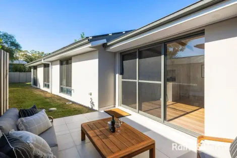 Property photo of 13A Essendene Gardens Mallabula NSW 2319