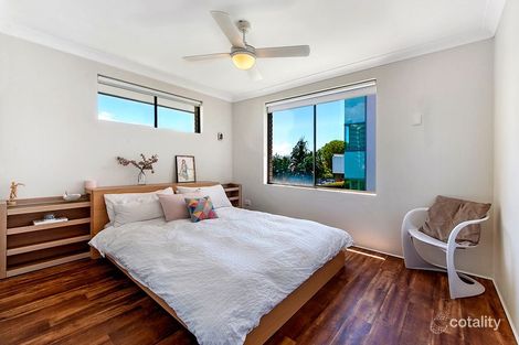 Property photo of 5/5 Jubilee Avenue Broadbeach QLD 4218