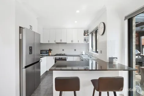 Property photo of 11/11-17 Acton Street Sutherland NSW 2232