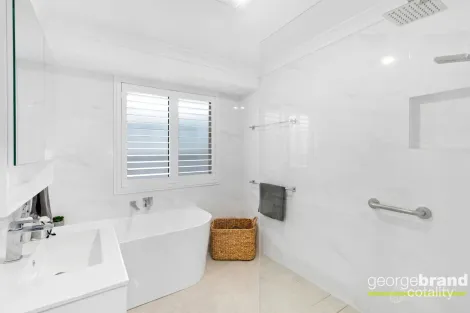 Property photo of 5 Marshall Close Kariong NSW 2250