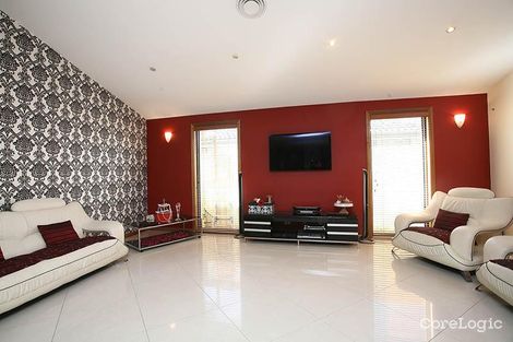 Property photo of 32 Hanna Avenue Lurnea NSW 2170