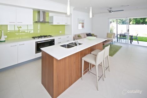 Property photo of 2/6 Compass Drive Biggera Waters QLD 4216