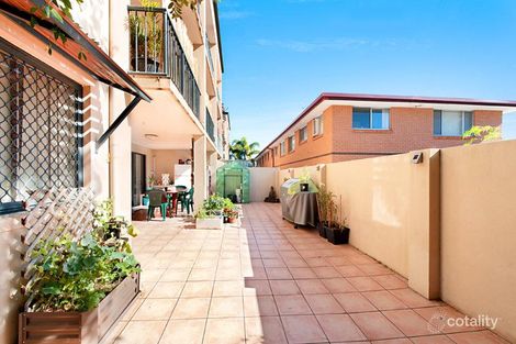 Property photo of 3/31 Middle Street Labrador QLD 4215