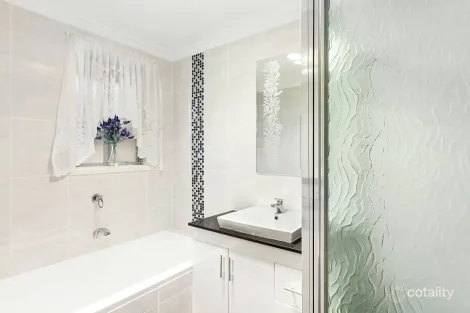 Property photo of 227 Hindmarsh Drive Rivett ACT 2611