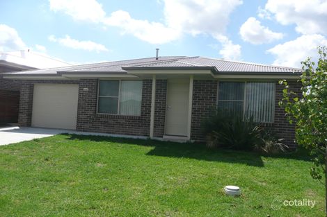 16 Botanic Way, Orange, NSW 2800