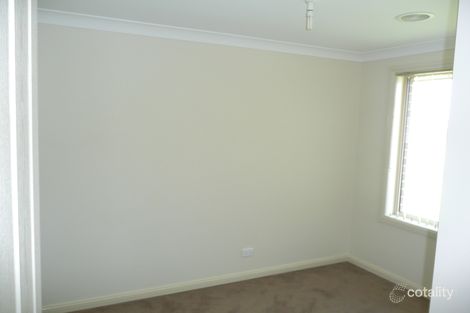 Property photo of 16 Botanic Way Orange NSW 2800
