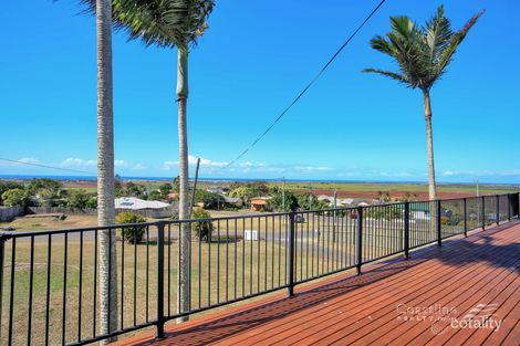 Property photo of 3 Heathwood Crescent Qunaba QLD 4670