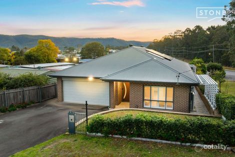 2 Bennett St, Millfield, NSW 2325