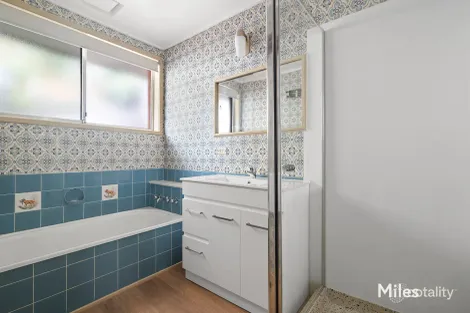 Property photo of 10 McCrae Road Rosanna VIC 3084