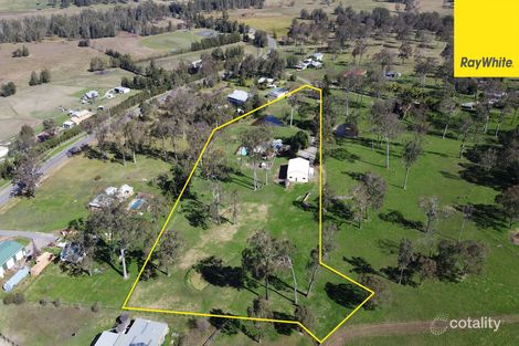 Property photo of 4 Jarvie Close Seaham NSW 2324