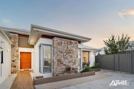 Property photo of 18 Nuffield Street Piara Waters WA 6112