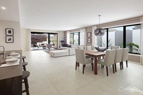 Property photo of 21 Red Maple Drive Cranbourne West VIC 3977
