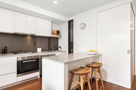 Property photo of 204/26 Merri Parade Northcote VIC 3070