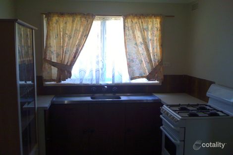 Property photo of 2/247 Mackenzie Street West Kangaroo Flat VIC 3555