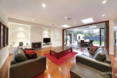 Property photo of 22 Yawla Street Bentleigh VIC 3204