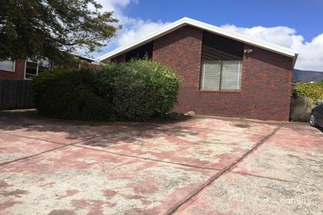 1/56 Ashbourne Gr, West Moonah, TAS 7009