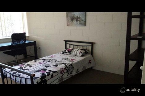 Property photo of 2/240 Carmody Road St Lucia QLD 4067