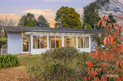 23 Park Ave, Blackheath, NSW 2785